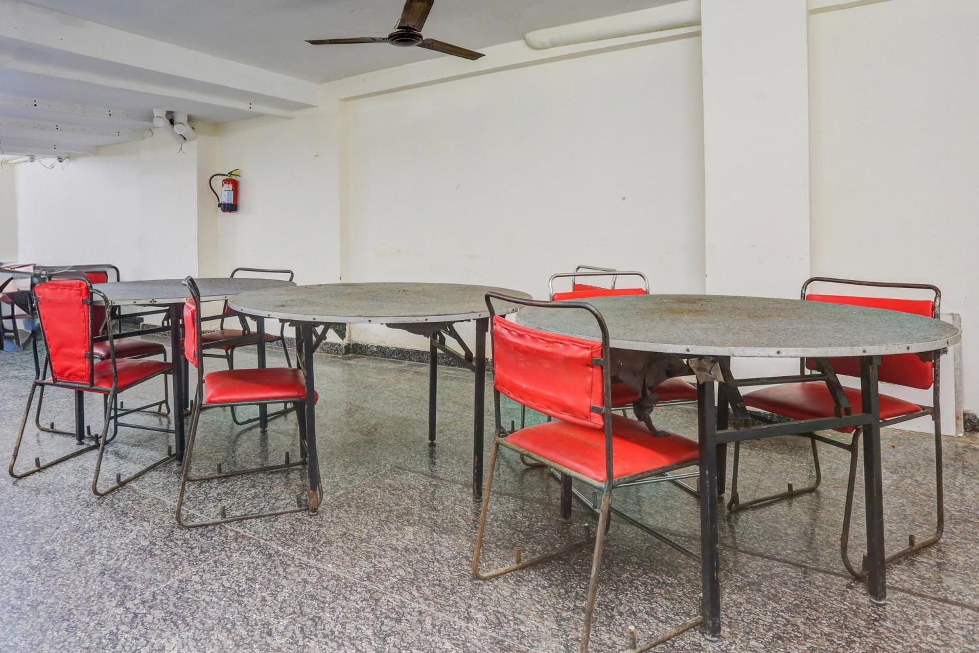Super Hotel O Rohini Sector 20 Formerly Yellow Saffron Delhi  Buitenkant foto