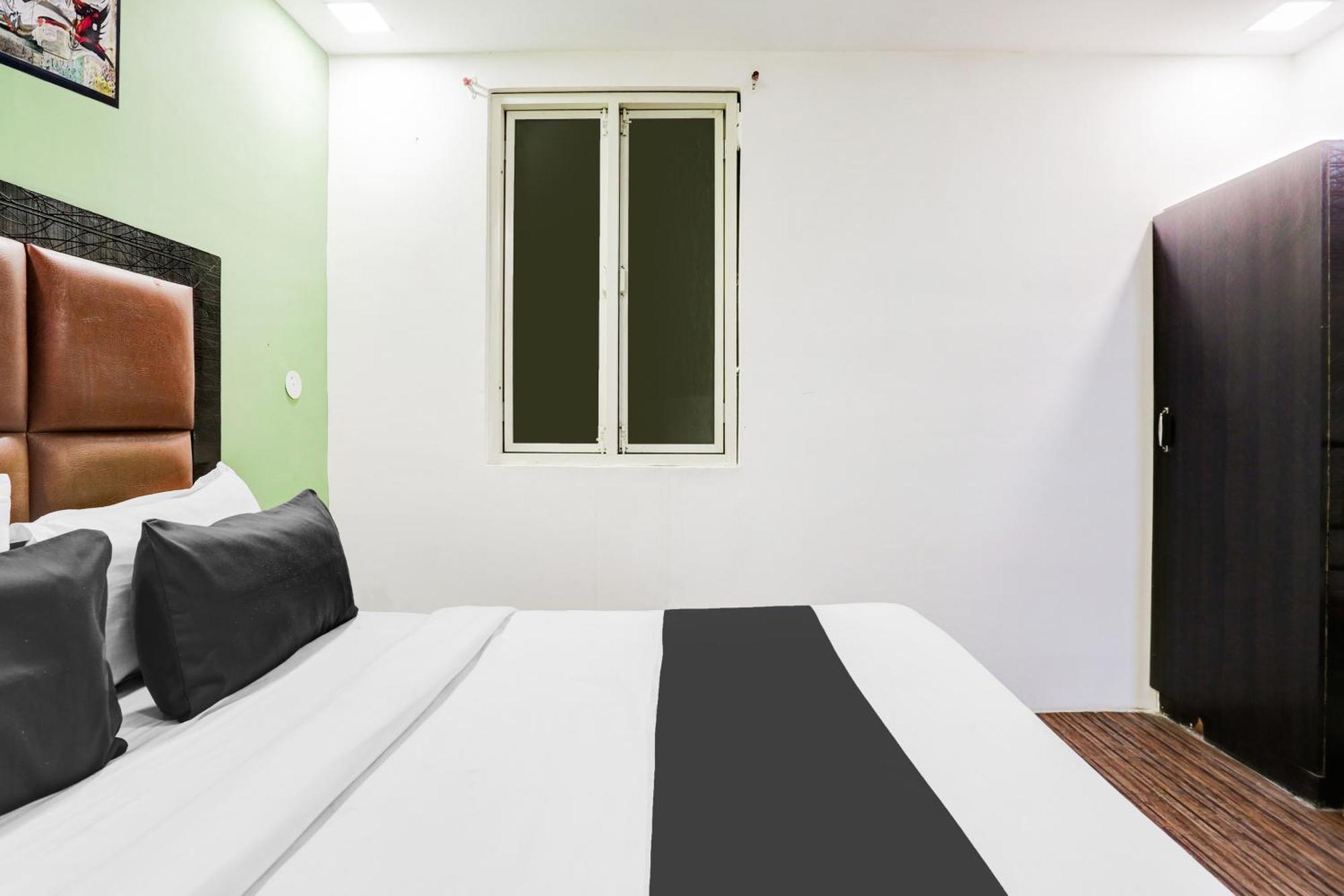 Super Hotel O Rohini Sector 20 Formerly Yellow Saffron Delhi  Buitenkant foto